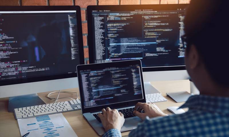 数据科学选型:R与Python如何赋能元坝区网站建设?